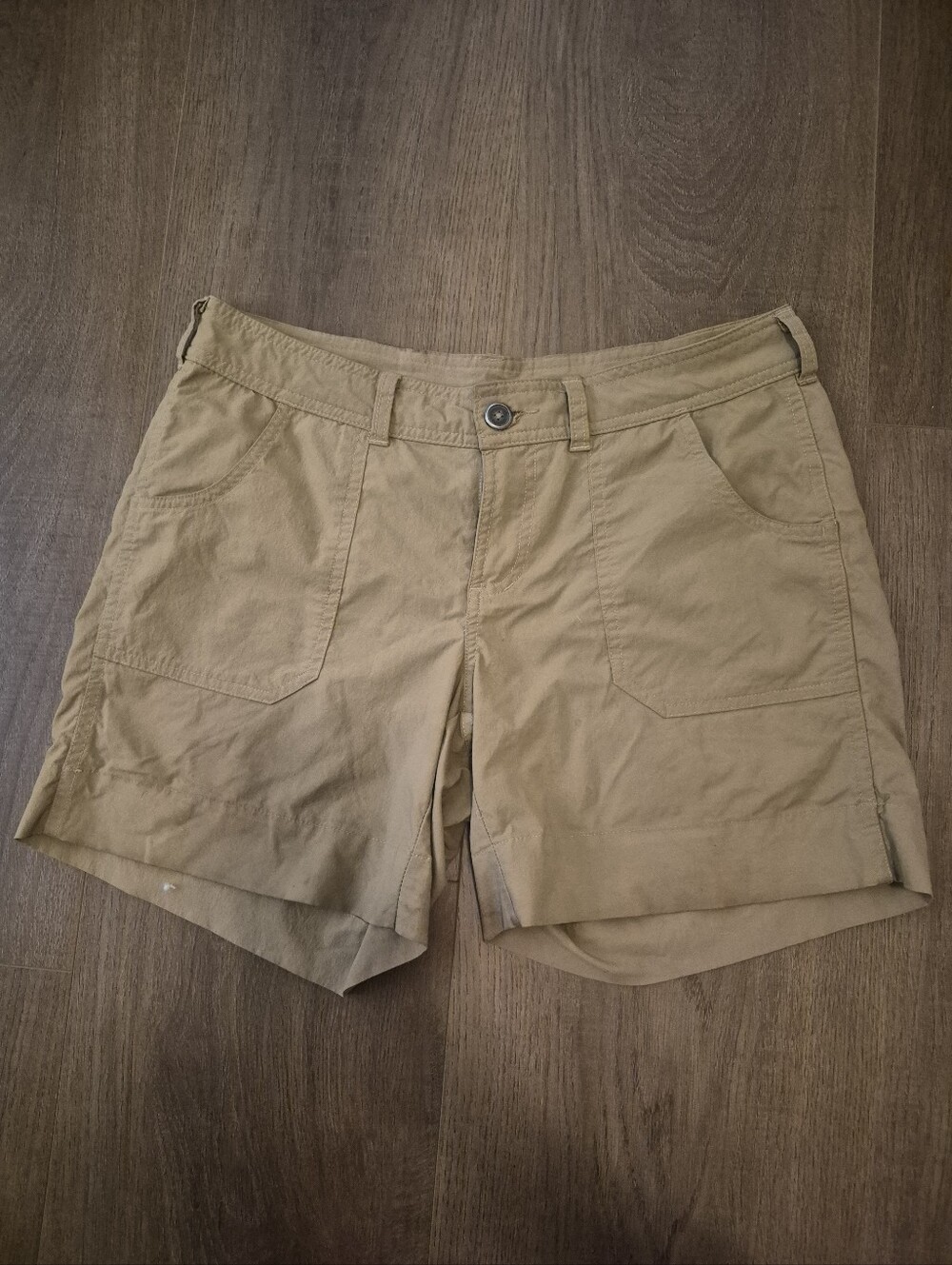 Womens Khaki Cargo Shorts